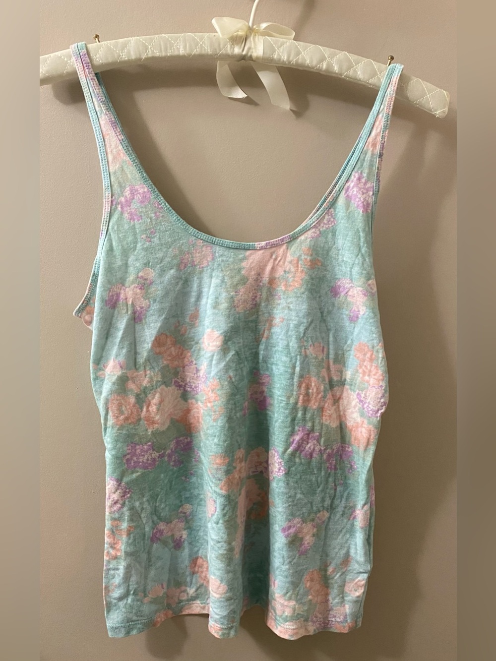 Floral Tank Top - Picture 2 of 4